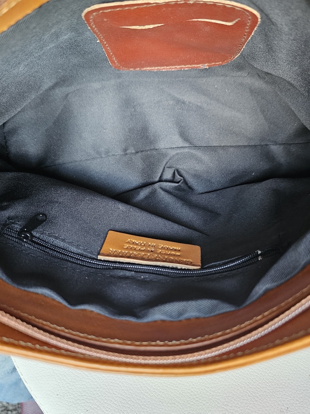 Vera Pelle Cognac Leather Hobo Bag - Picture 12 of 13